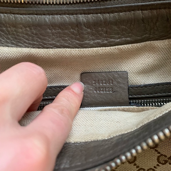 Gucci Women’s Monogram GG Shoulder Bag - Picture 6 of 10